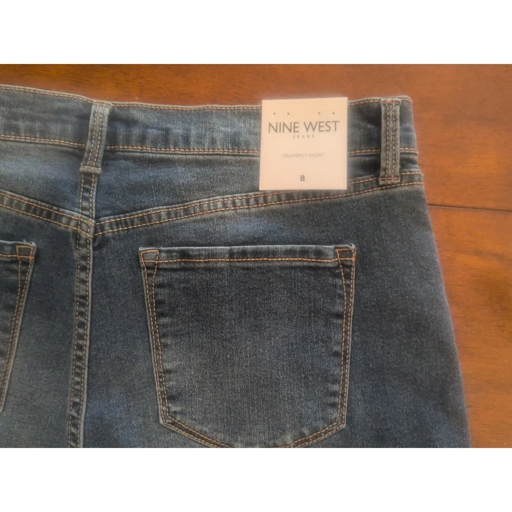 Womens Gramercy Stone Wash Denim Stretch Jean Shorts Nine West Size 8 /29 NEW